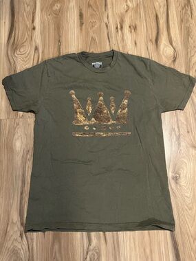 Design By Humans Olive Green Crown Graphic T-Shirt